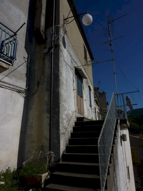 Entrance stairs - Casa indipendente San Fele - foto 1