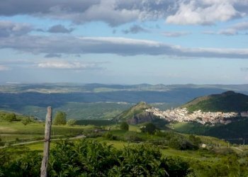 San Fele from the Cascate 2 (640x480).jpg - Appartamento via dante, San Fele - foto 12