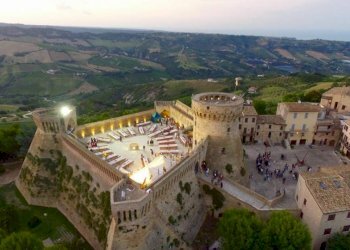 Fortezza.jpg - Villa Acquaviva Picena - foto 27