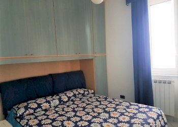 camera da letto - Trilocale via Leonardo da Vinci, Alassio - foto 9