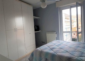 camera da letto - Trilocale via Leonardo da Vinci, Alassio - foto 10