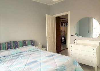 camera da letto - Trilocale via Leonardo da Vinci, Alassio - foto 12