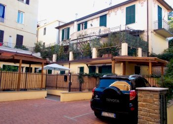 DSCN0060_800x600.jpg - Appartamento Via Papa Leone XIII, Alassio - foto 1