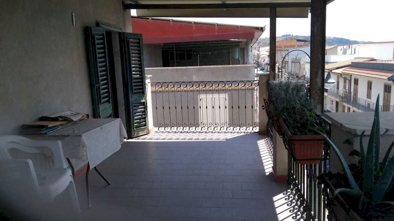 IMG_20170813_104655.jpg - Casa indipendente Corso Umberto, Bova Marina - foto 3