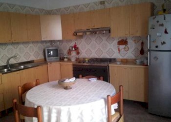 8687306a-4565-4fe2-b165-5787127234f5.jpg - Casa indipendente Corso Umberto, Bova Marina - foto 12