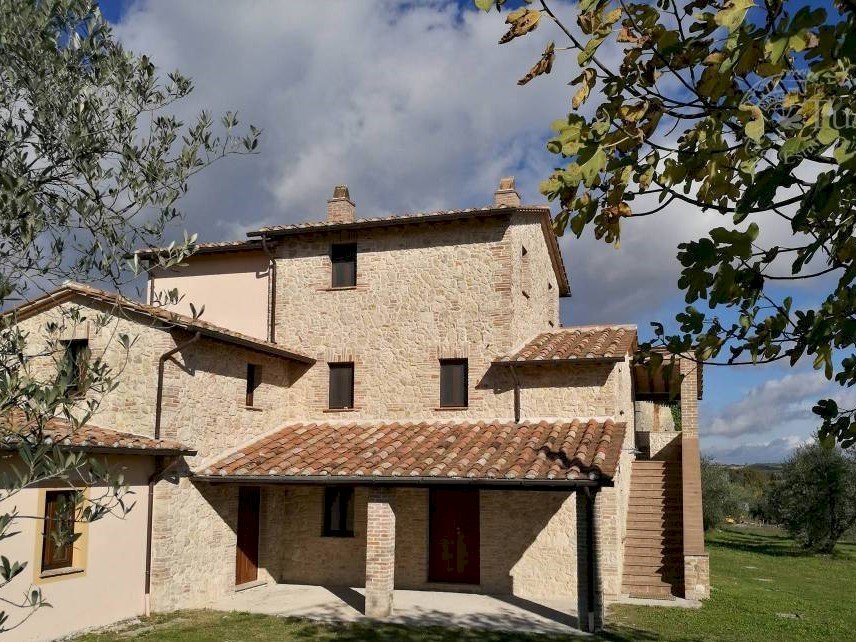 F_171196.jpg - Casale via roma 11, Avigliano Umbro - photo 2