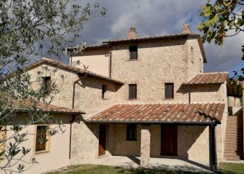 F_514815.jpg - Casale via roma 11, Avigliano Umbro - photo 1