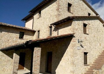 F_361348.jpg - Casale via roma 11, Avigliano Umbro - photo 7