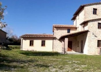 F_659592.jpg - Casale via roma 11, Avigliano Umbro - photo 12