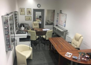 Locale Commerciale Corso Limone Piemonte 118, Ventimiglia - foto 1