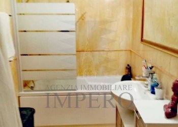 bagno con vasca - Porzione di casa Via Ciappin 74, Ventimiglia - foto 12