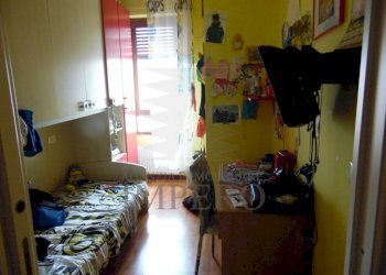 camera da letto - Appartamento Corso Genova 82, Ventimiglia - foto 3