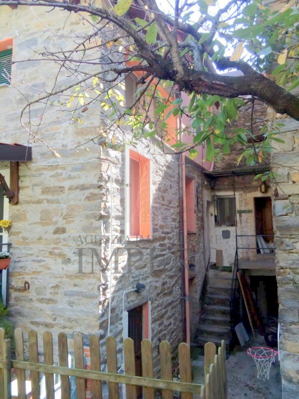 Casa indipendente Via IV Novembre, Pigna - foto 3