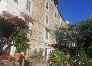 verrandi 1.jpg - Porzione di casa Frazione Verrandi 5, Ventimiglia - foto 2