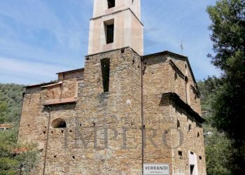 chiesa del paese - Porzione di casa Frazione Verrandi 5, Ventimiglia - foto 14