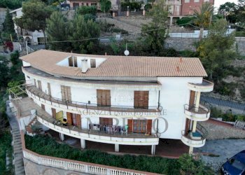Porzione di casa Via Collasgarba 44, Ventimiglia - foto 1