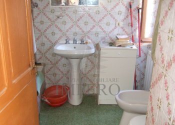 DSCF4328 (FILEminimizer).JPG - Quadrilocale frazione Serro, Ventimiglia - foto 4