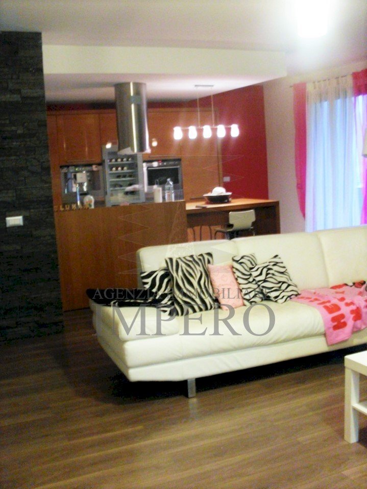 sala - Three-room apartment Via Calzamiglia 3, Ventimiglia - photo 2