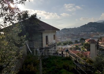 20151118_152748_008.jpg - Villa Via Maule 2, Ventimiglia - foto 2