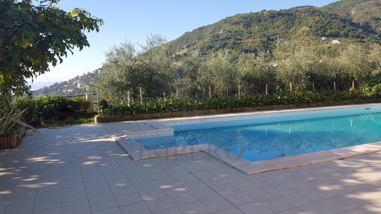 20151105_100217.jpg - Villa Via Piemattone 10, Ventimiglia - foto 2