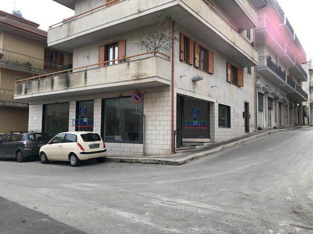 IMG_2366.jpg - Locale Commerciale Modica - foto 3