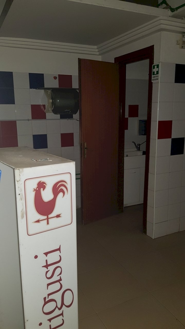 20190329_165918.jpg - Locale Commerciale Via Vittorio Veneto 76-941, Modica - foto 3