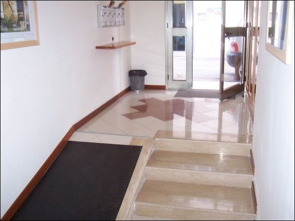INGRESSO STABILE - Ufficio Modica - foto 3