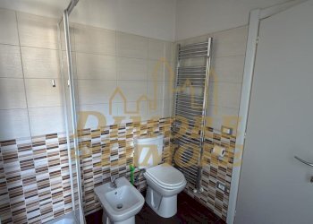 Bagno 2.jpg - Trilocale Verbania - foto 9