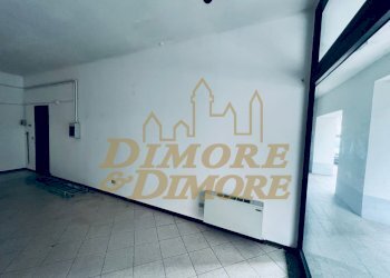 afd8c590-b818-4cd2-b056-f7f0da901b50.JPG - Locale Commerciale Via Giuseppe Mazzini 95, Omegna - foto 3