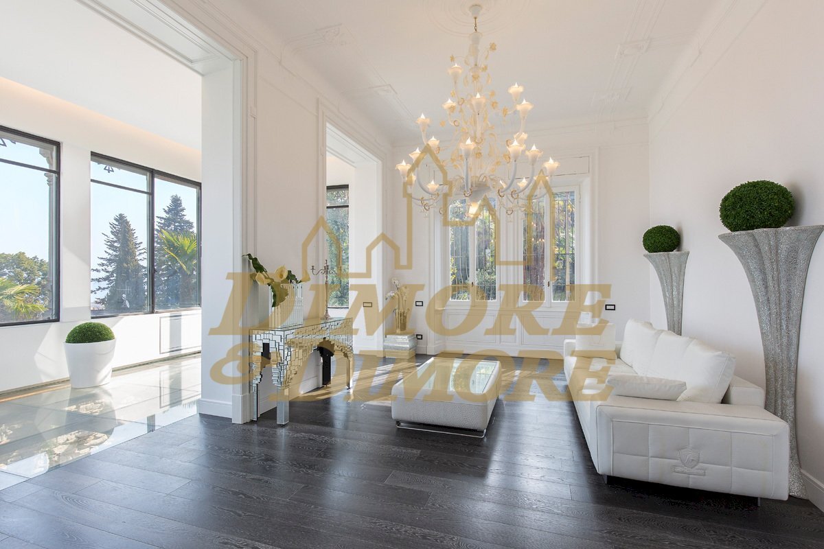 L4A0035.jpg - Villa via giuseppe verdi 5, Stresa - foto 1