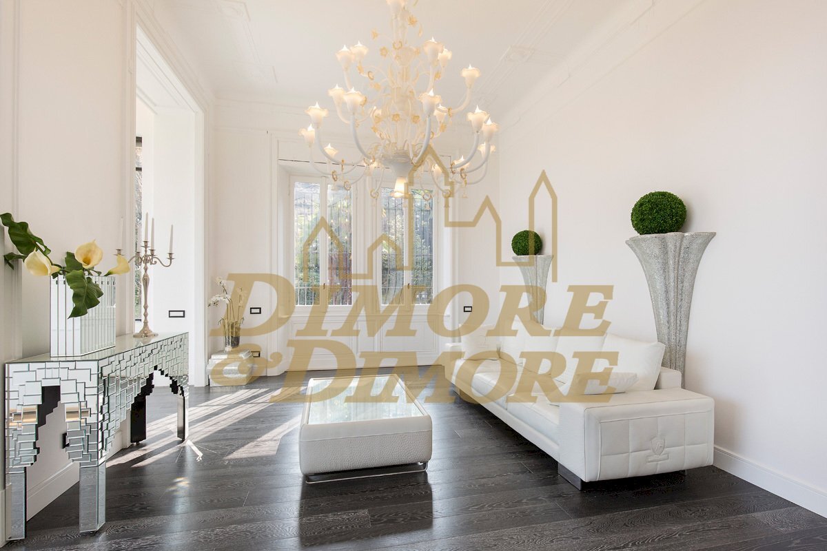 L4A0037.jpg - Villa via giuseppe verdi 5, Stresa - foto 2