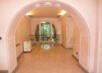 villa-d-epoca-a-luino-con-vista-lago-maggiore-27 - Villa Via Ciro Menotti 3, Luino - foto 13