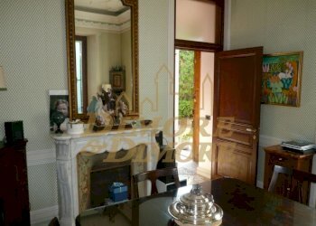 villa-d-epoca-a-luino-con-vista-lago-maggiore-08 - Villa Via Ciro Menotti 3, Luino - foto 15