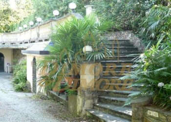 villa-d-epoca-a-luino-con-vista-lago-maggiore-19 - Villa Via Ciro Menotti 3, Luino - foto 28