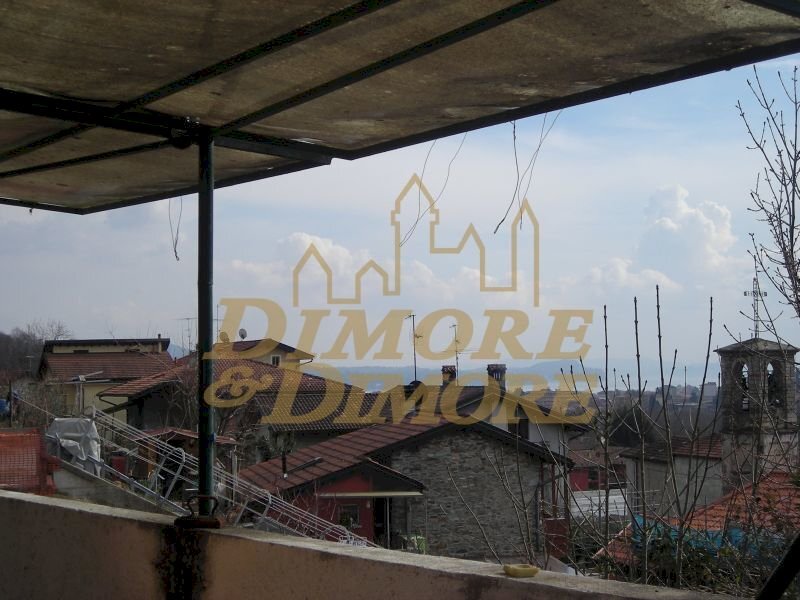 casa-con-giardino-vista-lago-a-verbania-01 - Casale via San Gaudenzio 14, Verbania - foto 1