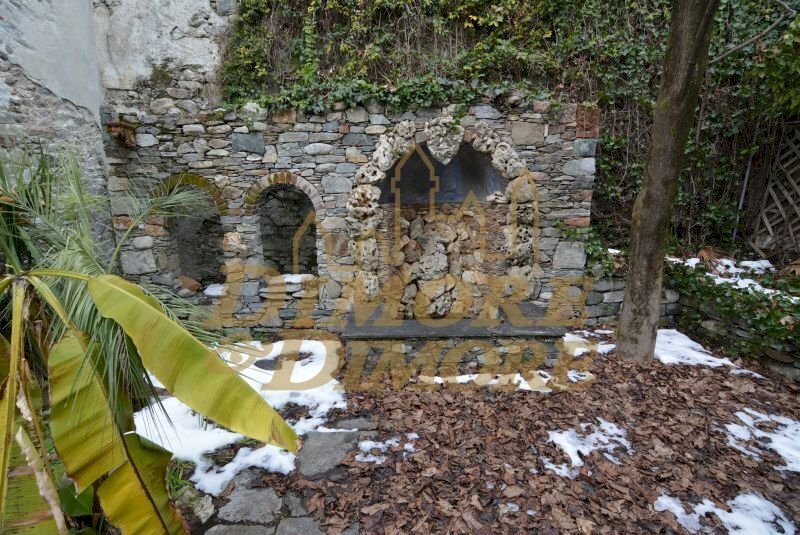 villa-a-ghiffa-con-giardino--vista-lago-08 - Terraced Villa Corso Belvedere 149-155, Ghiffa - photo 2