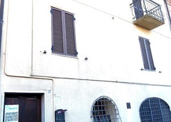 1 Esterno.jpeg - Terratetto - Terracielo Amelia - foto 2