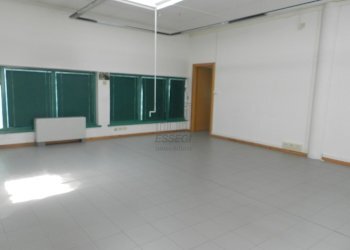 DSCN1369.JPG - Ufficio Via Salicchi, Lucca - foto 3