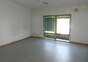 DSCN1373.JPG - Ufficio Via Salicchi, Lucca - foto 8