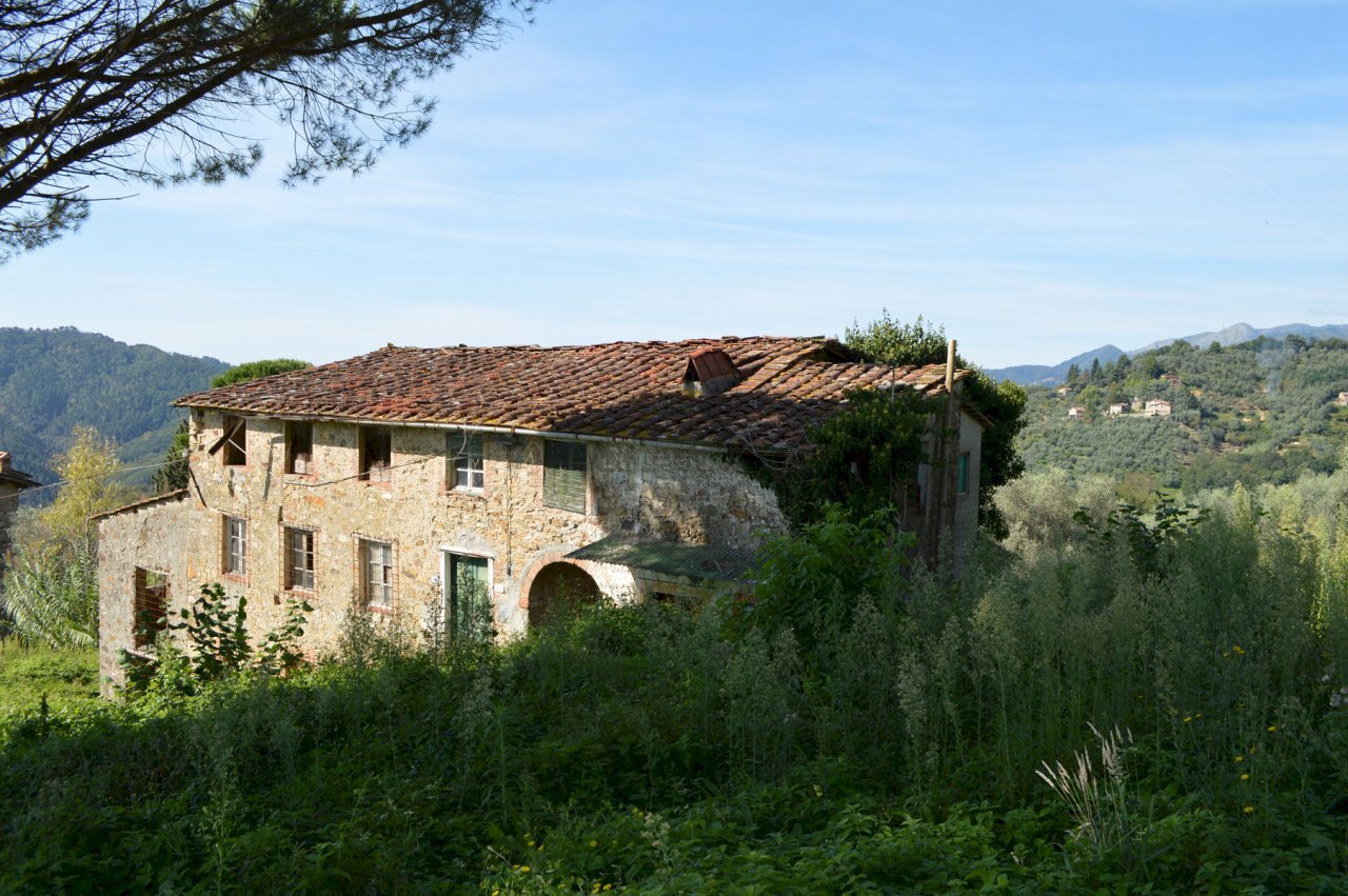 torre 003.JPG - Casale Via della Maulina 720, Lucca - foto 3