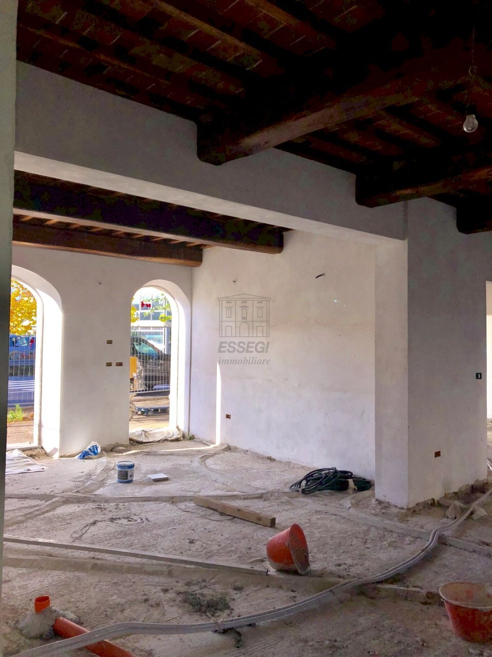 IMG_5444 (00000003).jpg - Commercial Premises Via di Sant'Alessio, Lucca - photo 1