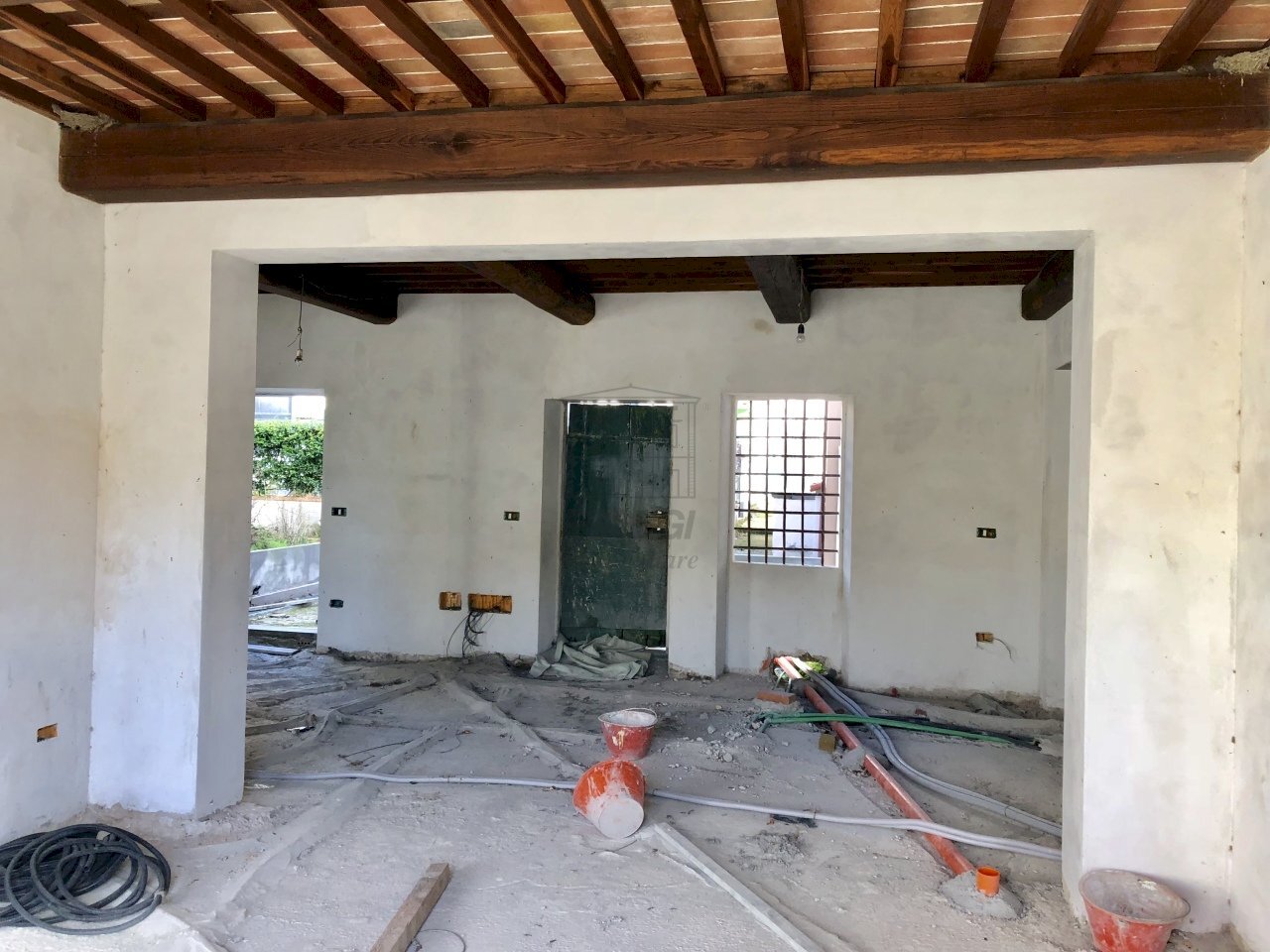 IMG_5440.jpg - Commercial Premises Via di Sant'Alessio, Lucca - photo 3