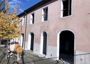 an.jpg - Locale Commerciale Via di Sant'Alessio, Lucca - foto 2