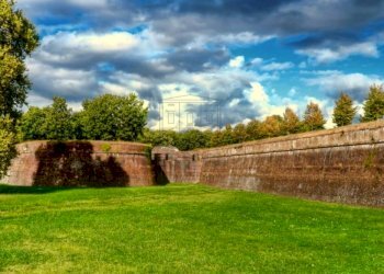 lucca-city-walls.jpg - Terratetto - Terracielo Lucca - foto 1