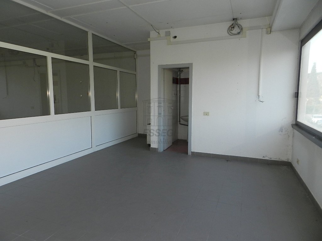 DSCN8726.JPG - Ufficio Porcari - foto 1