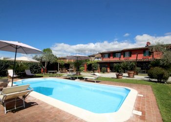 IMG_8344.JPG - Casale Via dei Marzi 463, Lucca - foto 1