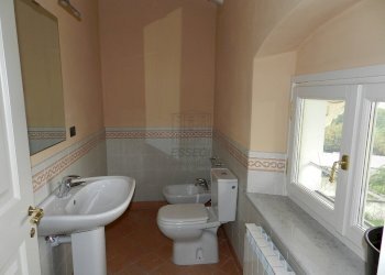 DSCN9871.JPG - Ufficio Via Nazario Sauro 87, Lucca - foto 2