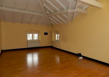 DSCN9872.JPG - Ufficio Via Nazario Sauro 87, Lucca - foto 3