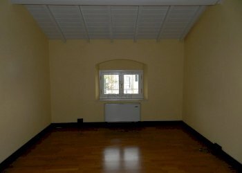 DSCN9878.JPG - Ufficio Via Nazario Sauro 87, Lucca - foto 8