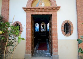 villa antica ristrutturata con dependance giardino - Villa Via Sarzanese 1028, Lucca - foto 9